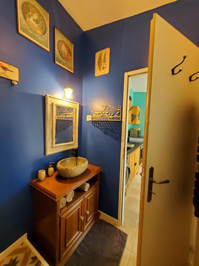 La Dolce - Dans Propriete Avec Piscine Montpeyroux (Herault)